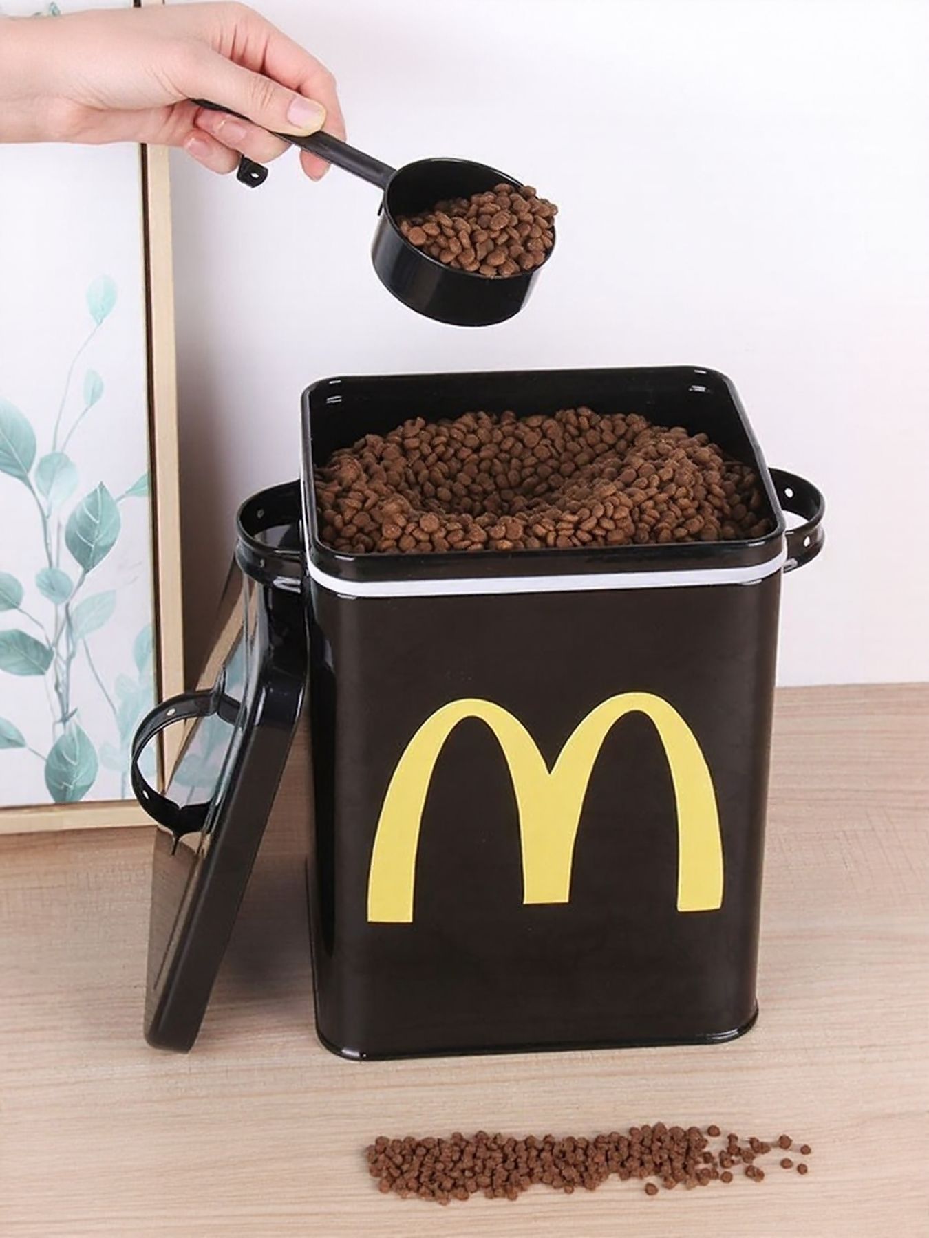 950a4c01-7570-47a9-bc64-8870584736a9-Max